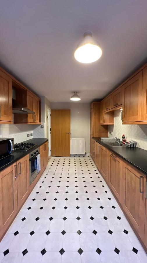 Edinburgh City Centre - Powderhall Modern Spacious 2 Bedroom Apartment With Free Parking Экстерьер фото